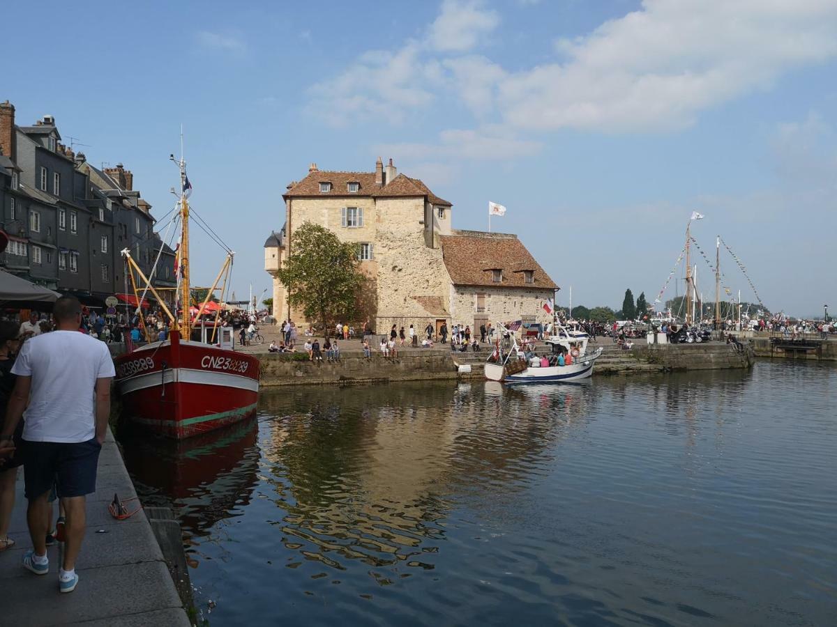 Un Parfum D'Embruns Hypercentre Honfleur, Fibre Apartman Kültér fotó